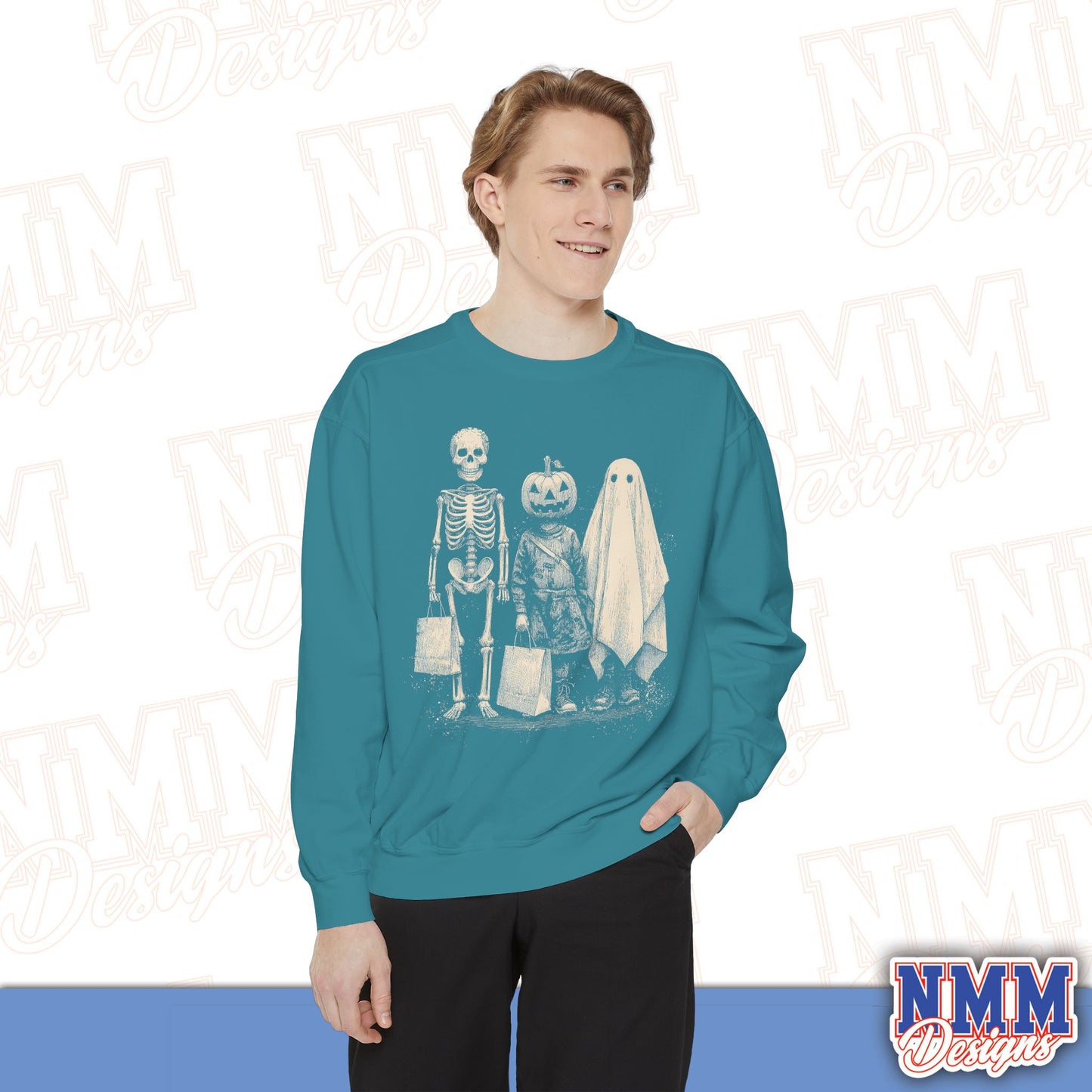 Halloween Skeleton Pumpkin Ghost Sweatshirt, Cozy Fall Wear, Unisex Sweatshirt for Halloween, Gift for Halloween Lovers, Spooky Season [...]