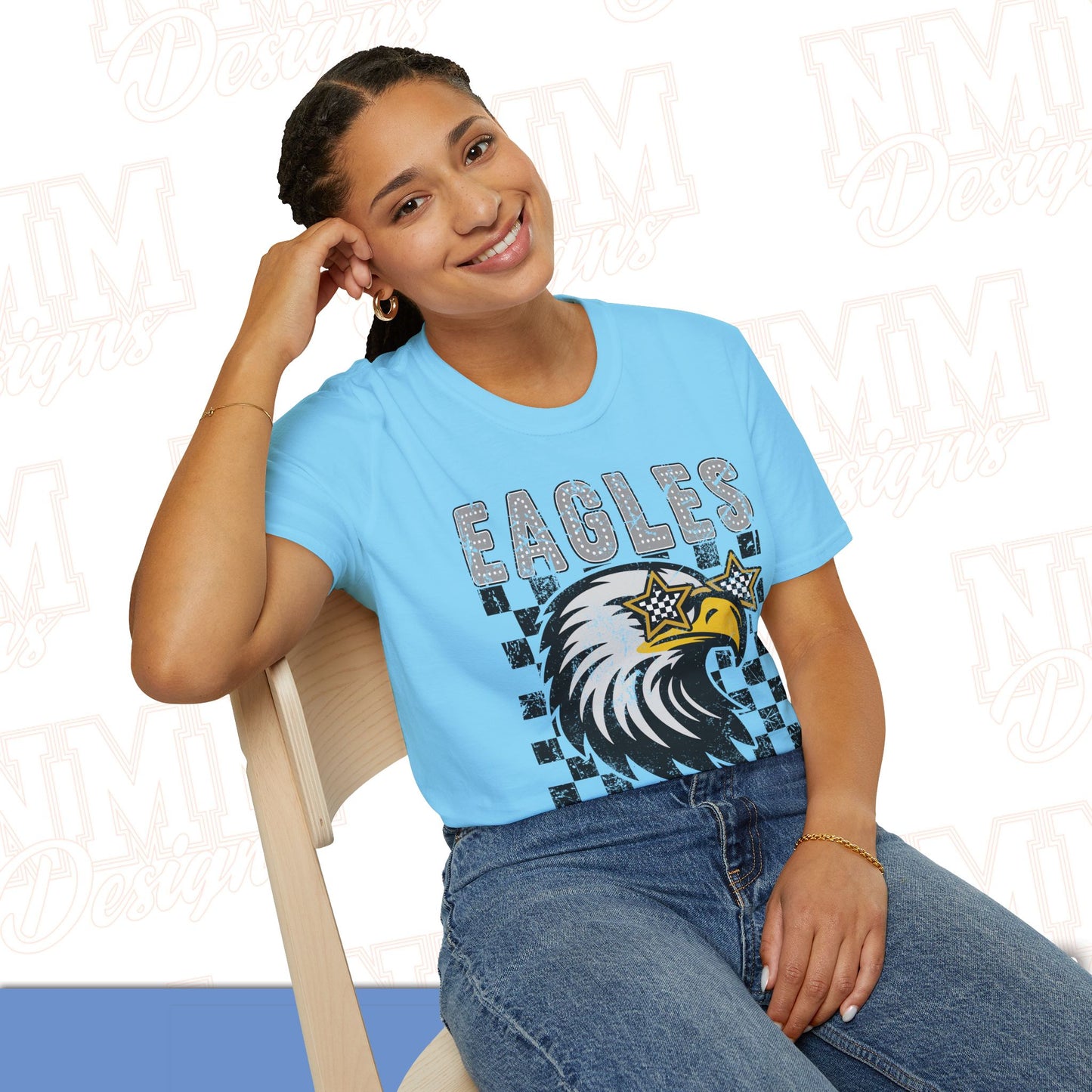 Eagle Graphic T-Shirt, Vintage Style Eagle Tee, Unisex Softstyle Shirt, Perfect for Game Day, Eagle Lover Gift, Casual Wear